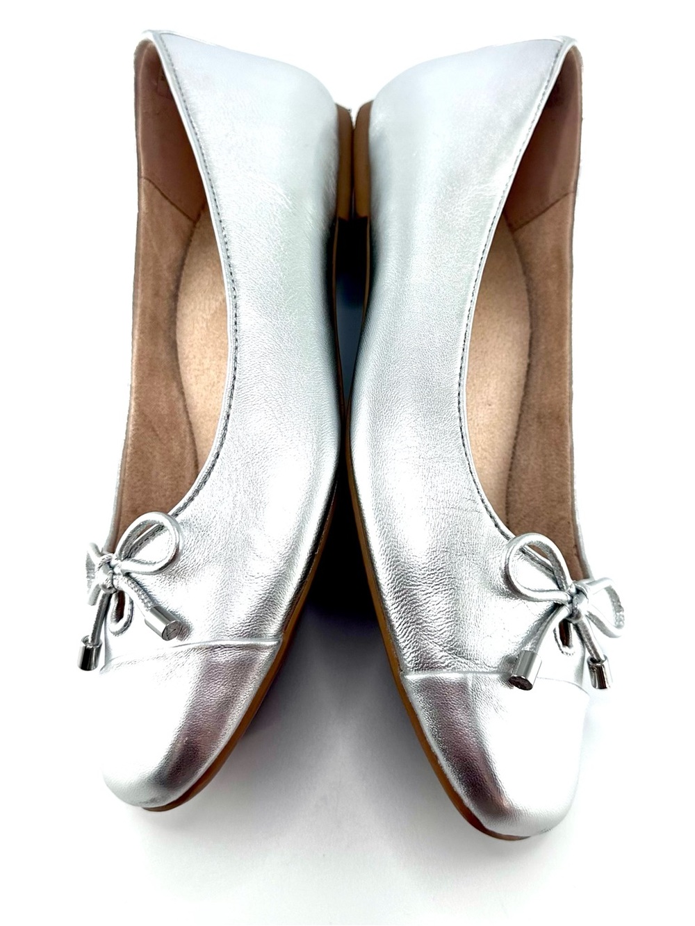 Vionic Klara Silver Metallic Leather Square Toe Ballet Flats 8 Wide